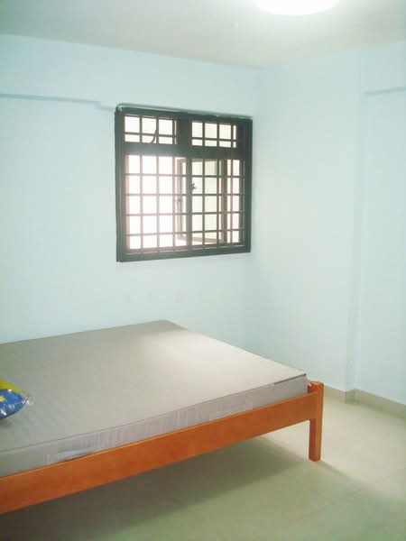 For Rent - 105 Henderson Crescent