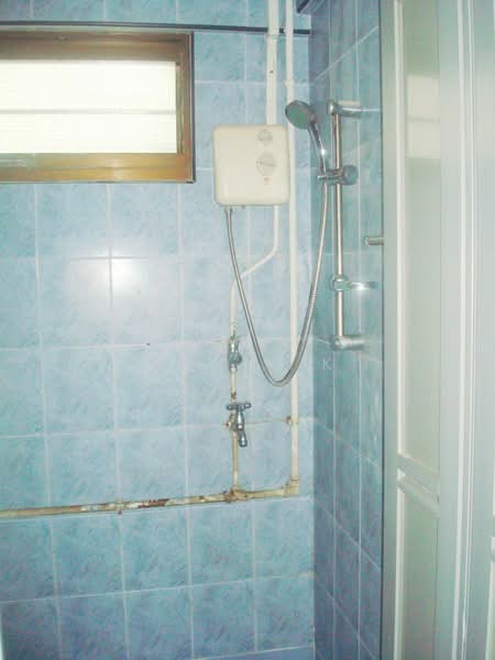 For Rent - 105 Henderson Crescent