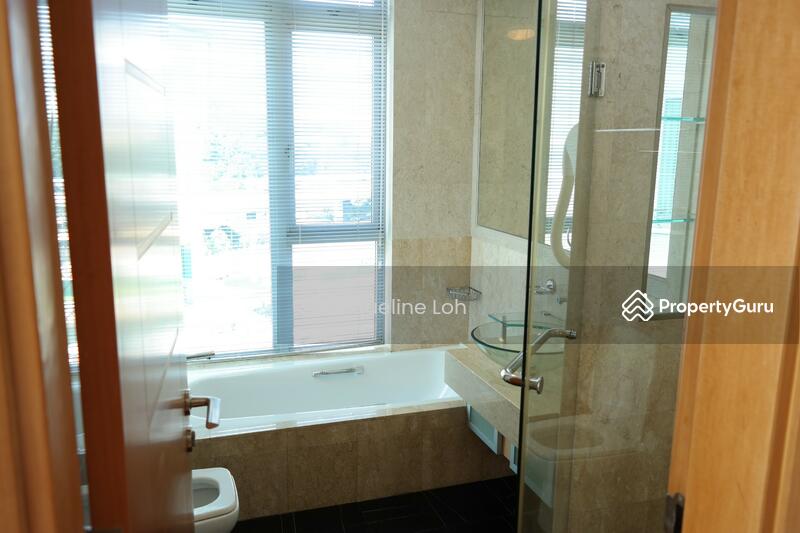 Master Bedroom Toilet