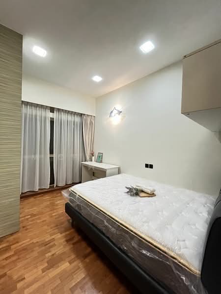Regent Park, 26 Jalan Lempeng, 3 Bedrooms, 1,163 sqft, Condominium For Rent, by Michelle Goh 呉詩韻, 18006685 - PropertyGuru.com.sg