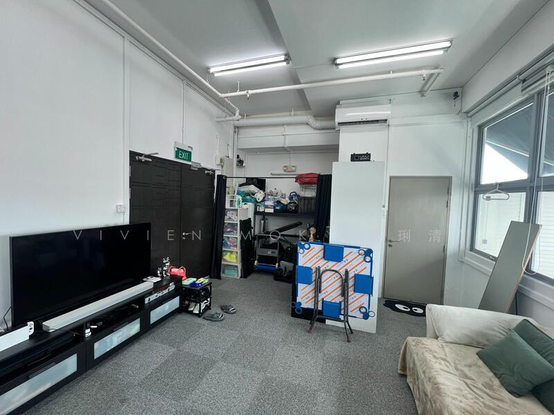 First Centre, 50 Serangoon North Avenue 4, 797 sqft, Light Industrial (B1) For Rent, by Vivien Mok (莫琍清), 18011168 - CommercialGuru.com.sg
