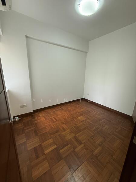 For Rent - Hillington Green