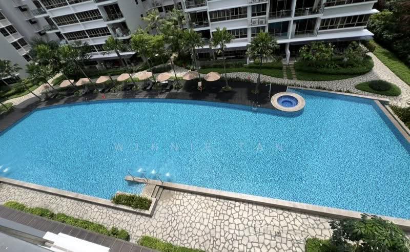 Waterfront Gold, 736 Bedok Reservoir Road, Bedok / Upper East Coast, 2 Bedrooms, 893 sqft, Condominium For Rent, by Winnie Tan, 18056782 - Pool - PropertyGuru.com.sg