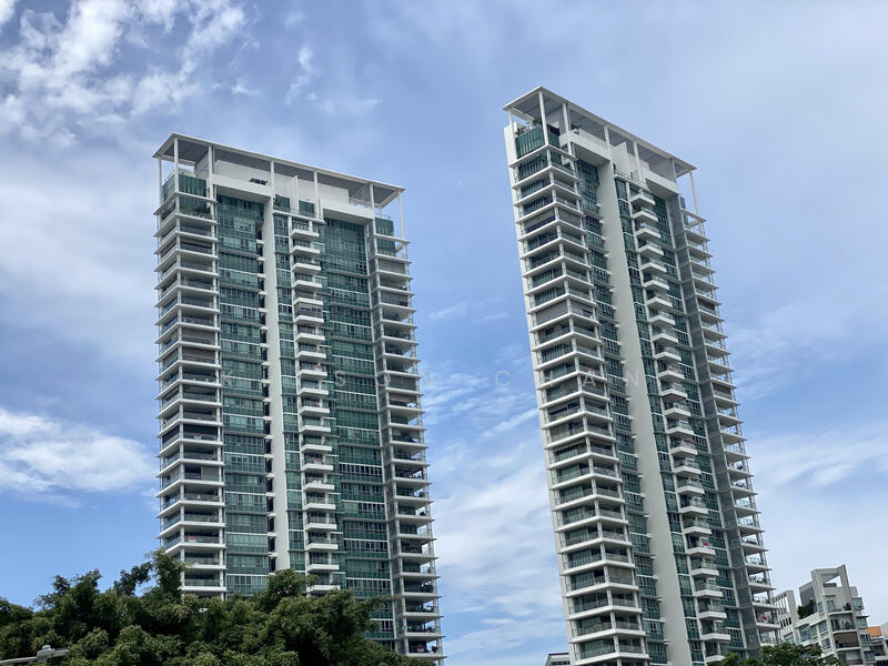Pavilion 11 Twin Tower