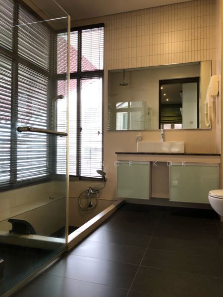 Semi-D near Kembangan MRT, Kembangan MRT, 5 Bedrooms, 3,200 sqft, Semi-Detached House For Rent, by Clarence Kok, 18083490 - PropertyGuru.com.sg