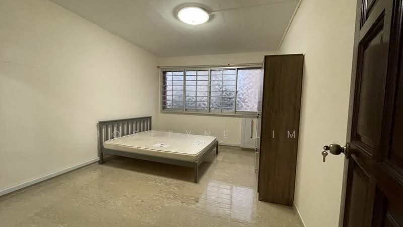 For Rent - 425 Hougang Avenue 6