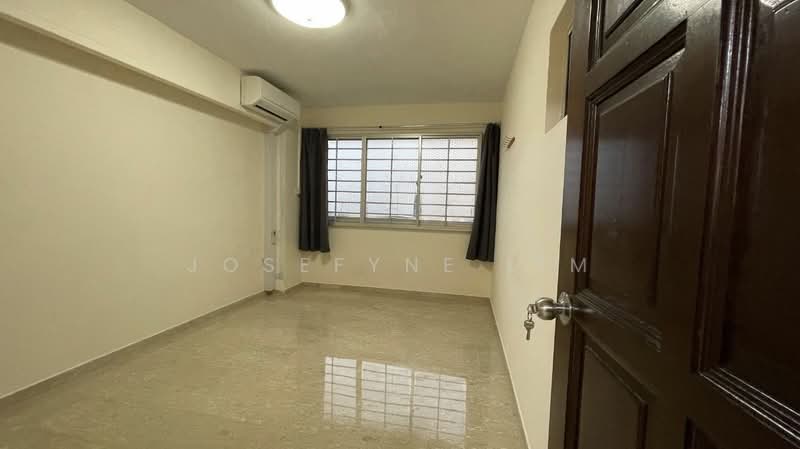 For Rent - 425 Hougang Avenue 6
