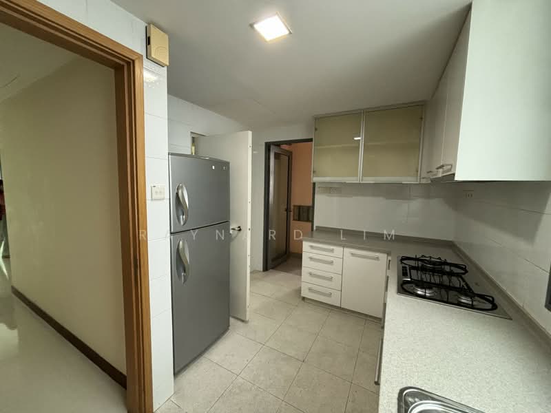 The Waterina, 51 Lorong 40 Geylang, 2 Bedrooms, 1,130 sqft, Apartment For Rent, by Raynard Lim, 18089818 - enclosed kitchen - PropertyGuru.com.sg
