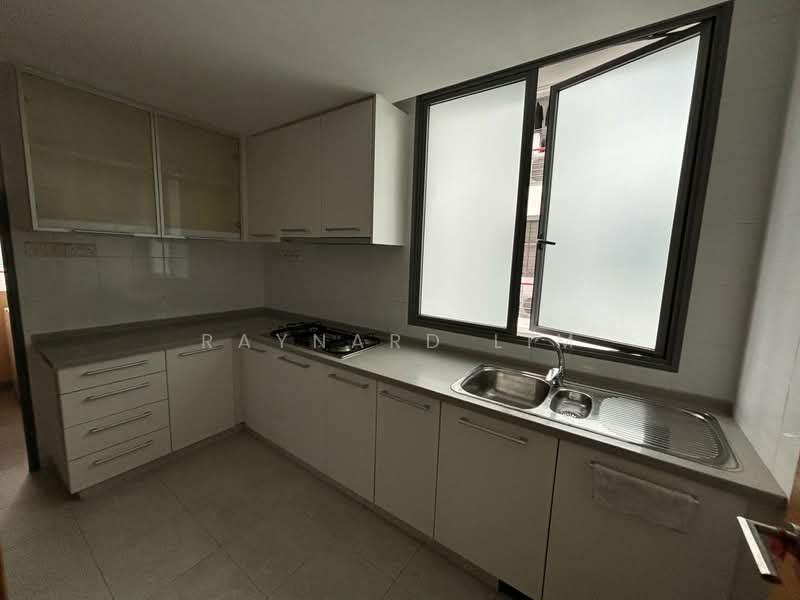 The Waterina, 51 Lorong 40 Geylang, 2 Bedrooms, 1,130 sqft, Apartment For Rent, by Raynard Lim, 18089818 - kitchen - PropertyGuru.com.sg
