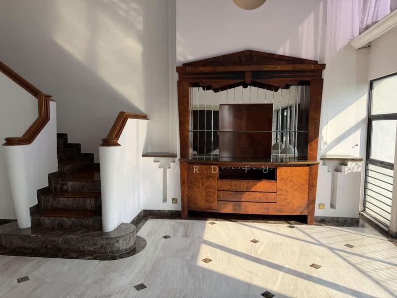 Hawaii Tower, 73 Meyer Road, 4 Bedrooms, 4,328 sqft, Condominium For Rent, by Edward Fu, 18094467 - Bar counter - PropertyGuru.com.sg