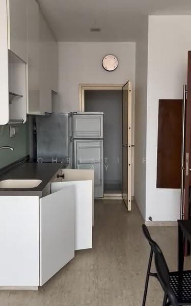Sunny Lodge, 4 Lorong Salleh, Eunos / Geylang / Paya Lebar, 2 Bedrooms, 624 sqft, Apartment For Rent, by Christine Tay, 18102182 - Kitchen - PropertyGuru.com.sg
