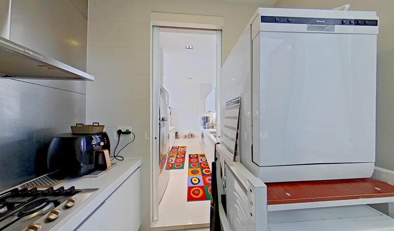 wet kitchen with gas hob