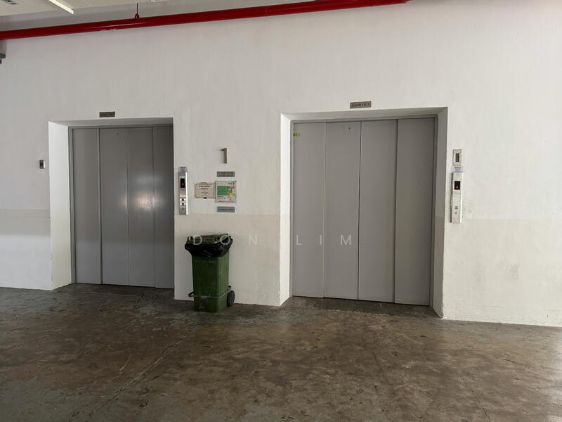 Hola Centre, 65 Ubi Crescent, 1,098 sqft, Light Industrial (B1) For Rent, by Don Lim, 18115282 - 2 Goods Lift - CommercialGuru.com.sg