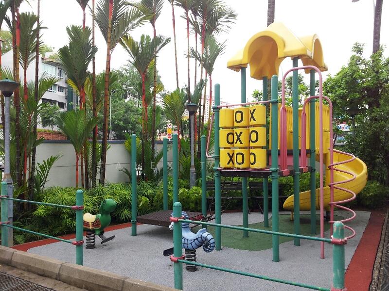 Leedon 2, 2 Leedon Road, 2 Bedrooms, 764 sqft, Condominium For Rent, by Alex Tang 陳拁燐, 18125114 - children playground - PropertyGuru.com.sg