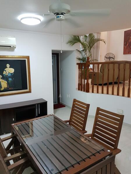OPEN CONCEPT BASEMENT PROVIDES ADDITIONAL WORK AND COMMUNAL SPACE 