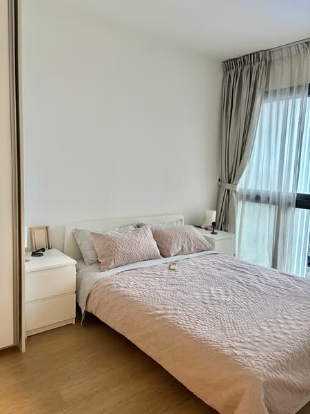 The Lakefront Residences, 42 Lakeside Drive, 2 Bedrooms, 721 sqft, Condominium For Rent, by Edwin Soh, 18152848 - MASTER ROOM WITH BED - PropertyGuru.com.sg