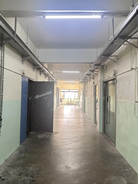 Golden Wall Flatted Factory, 2 Jalan Rajah, 275 sqft, Light Industrial (B1) For Rent, by Vivien Mok (莫琍清), 18211071 - CommercialGuru.com.sg