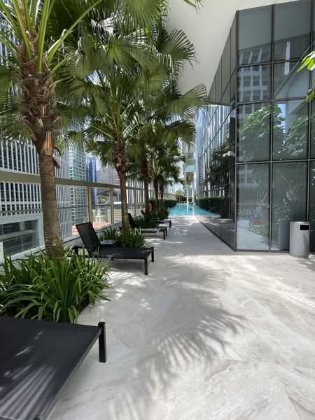One Shenton, 1 Shenton Way, 2 Bedrooms, 926 sqft, Condominium For Sale, by Tanya ., 18211253 - PropertyGuru.com.sg