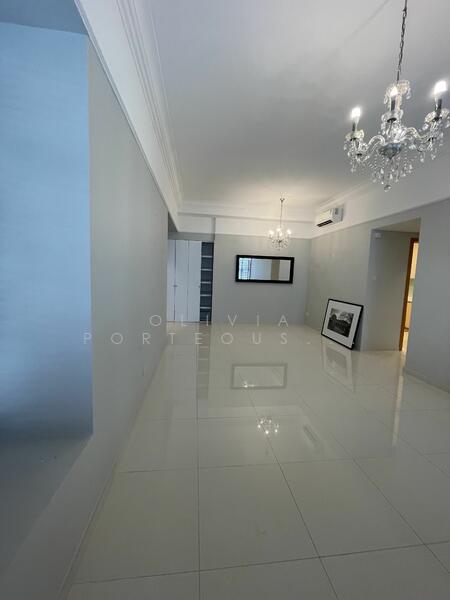 For Rent - Poshgrove East