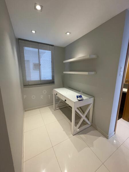 For Rent - Poshgrove East