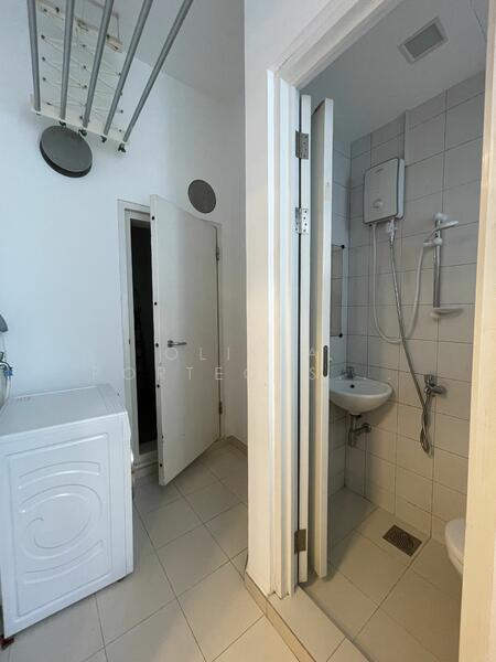 For Rent - Poshgrove East