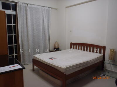 For Rent - Versailles