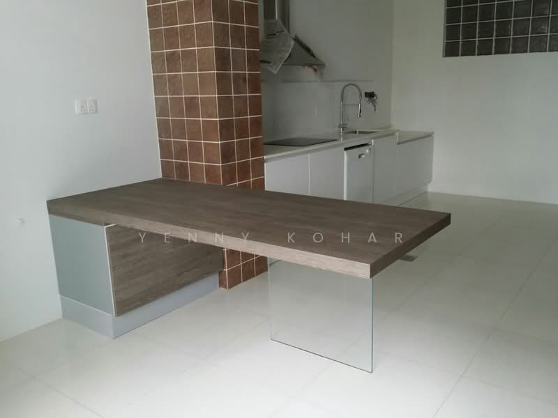 Astrid Meadows, 46 Coronation Road West, 4 Bedrooms, 3,810 sqft, Condominium For Rent, by Yenny Kohar, 18277857 - PropertyGuru.com.sg