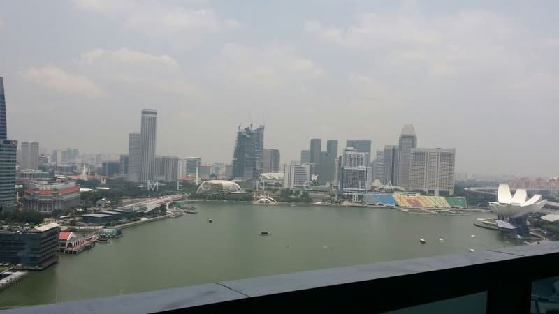 Marina Bay Residences, 18 Marina Boulevard, 2 Bedrooms, 1,066 sqft, Condominium For Rent, by Megan Chua, 18297394 - Living room balcony view (different angle) - PropertyGuru.com.sg