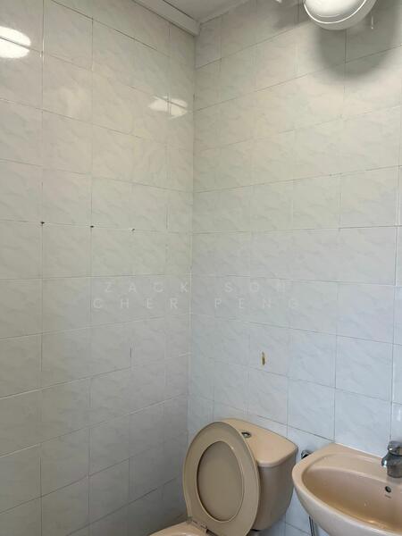 For Rent - 579 Hougang Avenue 4