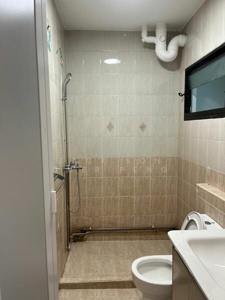 For Rent - 579 Hougang Avenue 4