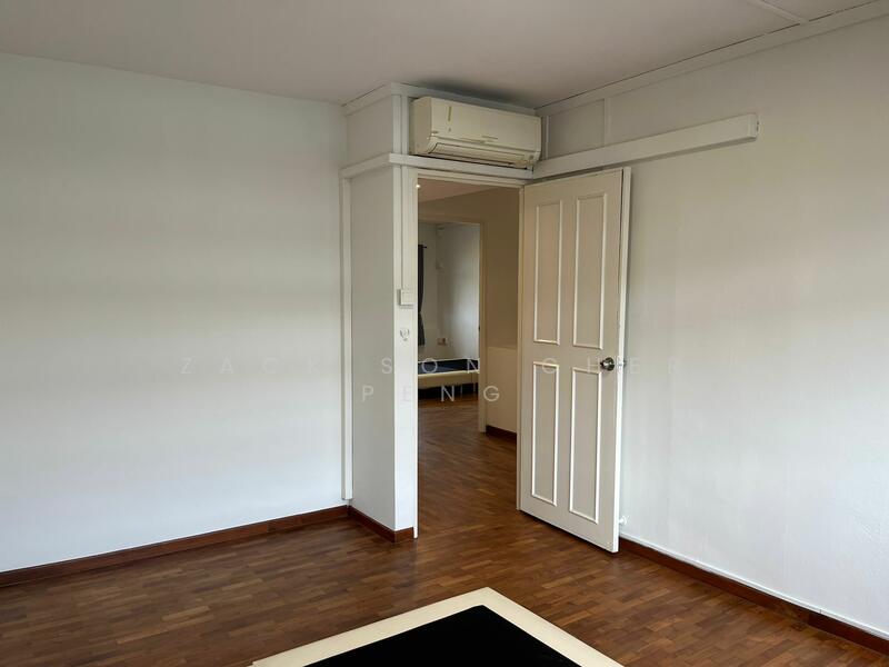 For Rent - 579 Hougang Avenue 4