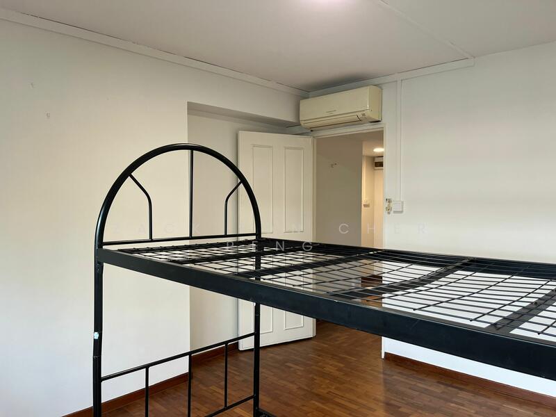 For Rent - 579 Hougang Avenue 4