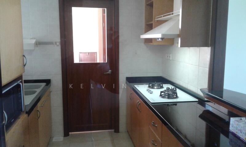 Tanglin View, 156 Prince Charles Crescent, 3 Bedrooms, 1,249 sqft, Condominium For Rent, by Kelvin Tay, 18347661 - PropertyGuru.com.sg