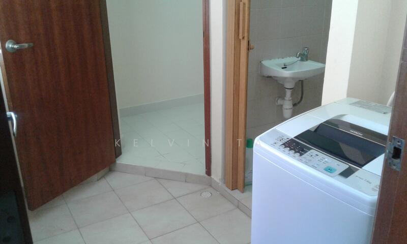 Tanglin View, 156 Prince Charles Crescent, 3 Bedrooms, 1,249 sqft, Condominium For Rent, by Kelvin Tay, 18347661 - PropertyGuru.com.sg