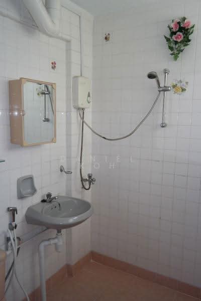 Blk 310 serangoon ave 2, 310 Serangoon ave 2, Room Rental, 180 sqft, HDB Flat For Rent, by Daniel Koh, 18354006 - PropertyGuru.com.sg