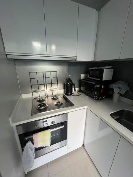 Auralis, 589 East Coast Road, East Coast / Marine Parade, 2 Bedrooms, 731 sqft, Condominium For Rent, by Cynthia Kok, 18382184 - Kitchen - PropertyGuru.com.sg