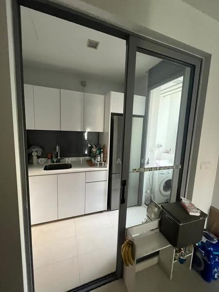 Auralis, 589 East Coast Road, East Coast / Marine Parade, 2 Bedrooms, 731 sqft, Condominium For Rent, by Cynthia Kok, 18382184 - Kitchen - PropertyGuru.com.sg