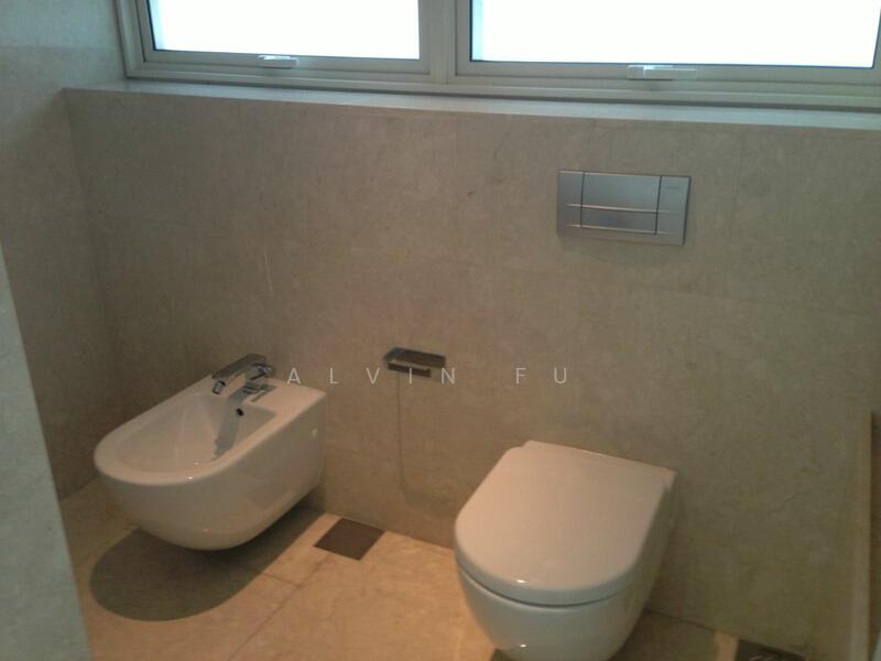 Masterbedroom Toilet