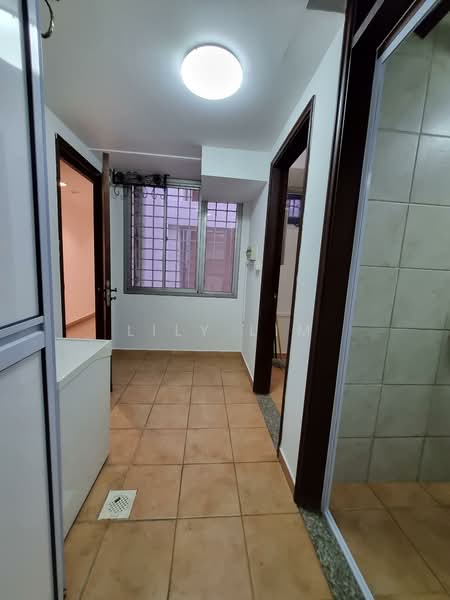 UE Square, 205 River Valley Road, 3 Bedrooms, 1,400 sqft, Condominium For Rent, by Lily Lim, 18389444 - PropertyGuru.com.sg