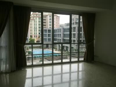 For Rent - UE Square