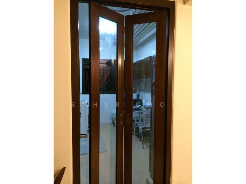 310B Anchorvale Road, 310B Anchorvale Road, Hougang / Punggol / Sengkang, 2 Bedrooms, 1,194 sqft, HDB Flat For Rent, by Esther Choo, 18394556 - Kitchen door - PropertyGuru.com.sg