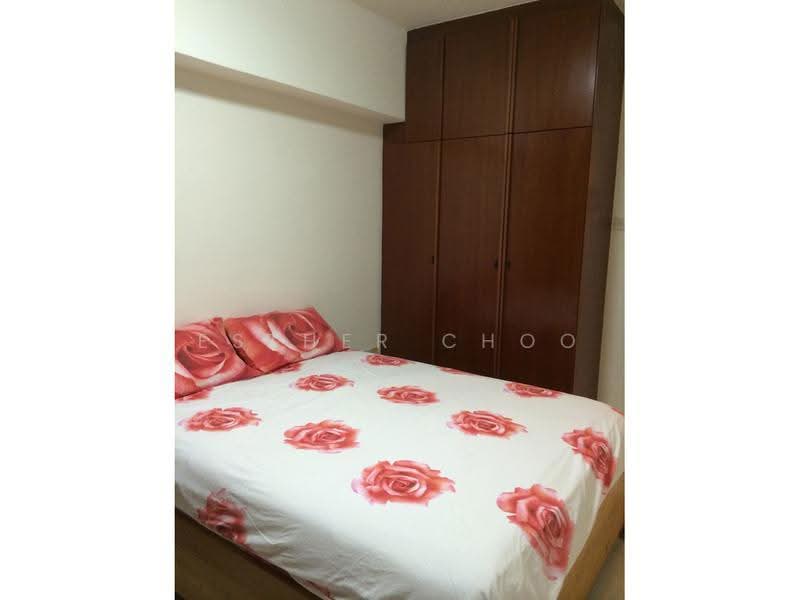 310B Anchorvale Road, 310B Anchorvale Road, Hougang / Punggol / Sengkang, 2 Bedrooms, 1,194 sqft, HDB Flat For Rent, by Esther Choo, 18394556 - Bedroom 1 wardrobe - PropertyGuru.com.sg