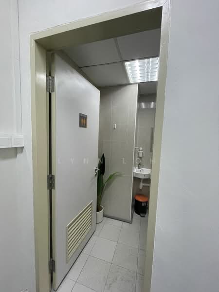 Crescent @ Kallang, 47 Kallang Pudding Road, 947 sqft, Light Industrial (B1) For Sale, by Lynn Loh, 18399194 - CommercialGuru.com.sg