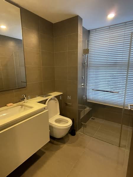 Sophia Residence, 7 Sophia Road, 3 Bedrooms, 1,033 sqft, Condominium For Rent, by Steven Teo, 18417518 - Common Bathroom - PropertyGuru.com.sg