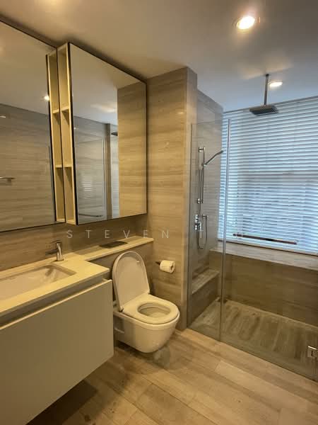 Sophia Residence, 7 Sophia Road, 3 Bedrooms, 1,033 sqft, Condominium For Rent, by Steven Teo, 18417518 - Master Bathroom - PropertyGuru.com.sg