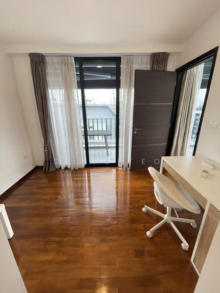 Viva Vista, 3 South Buona Vista Road, Buona Vista / West Coast / Clementi New Town, 2 Bedrooms, 1,044 sqft, Condominium For Sale, by Steve Teo, 18419796 - PropertyGuru.com.sg
