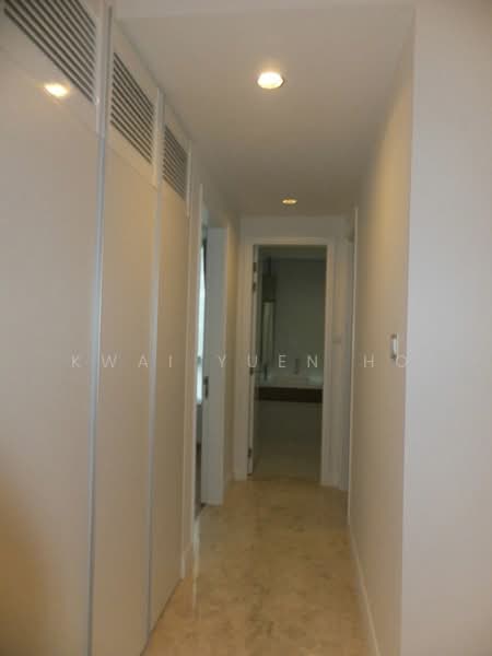 Jardin, 966 Dunearn Road, 2 Bedrooms, 958 sqft, Condominium For Rent, by Ho Kwai Yuen, 18429930 - Corridor to bedrooms - PropertyGuru.com.sg