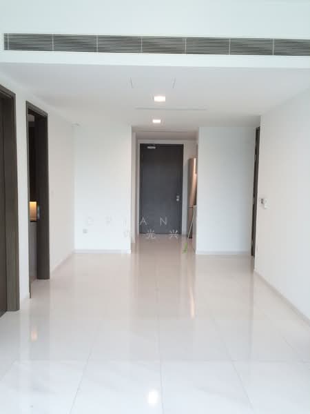 Nathan Suites, 21 Nathan Road, 2 Bedrooms, 926 sqft, Condominium For Rent, by Adrian Hui 许光兴, 18440666 - PropertyGuru.com.sg