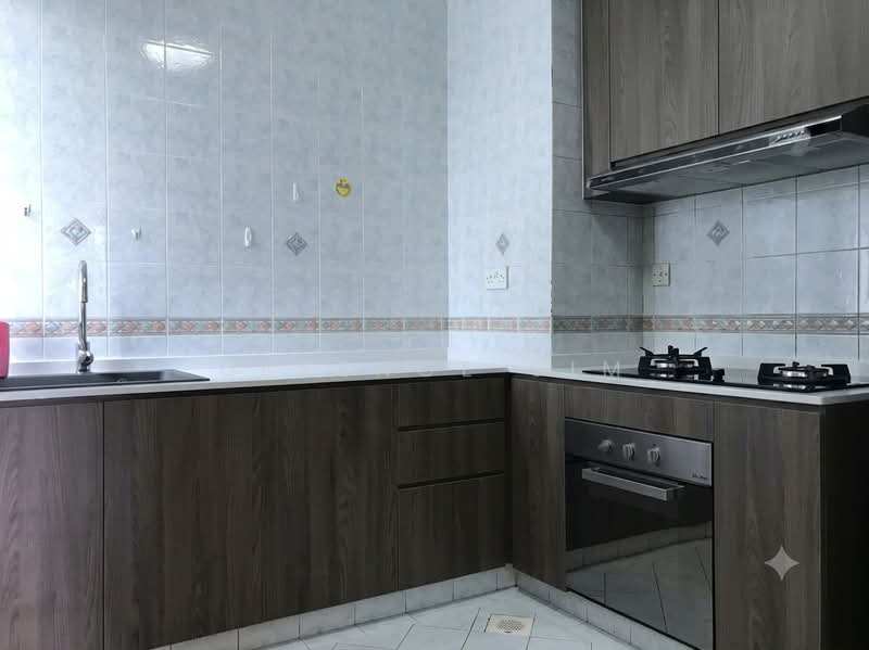 Hillview Green, 61 Hume Avenue, 2 Bedrooms, 1,001 sqft, Condominium For Rent, by Derence Sim, 18456996 - PropertyGuru.com.sg