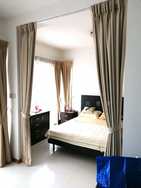 For Rent - The Pier at Robertson